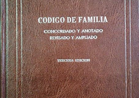 Código de Familia Carlos Morales Guillen